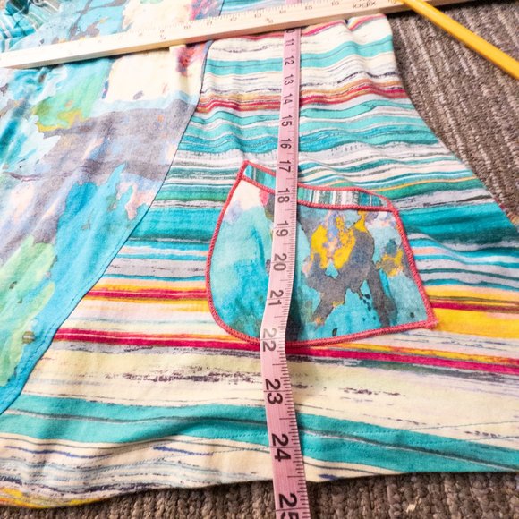 Parsley & Sage Size Small Top Blue Yellow Vibrant Abstract Print Artsy V Neck - Picture 11 of 11